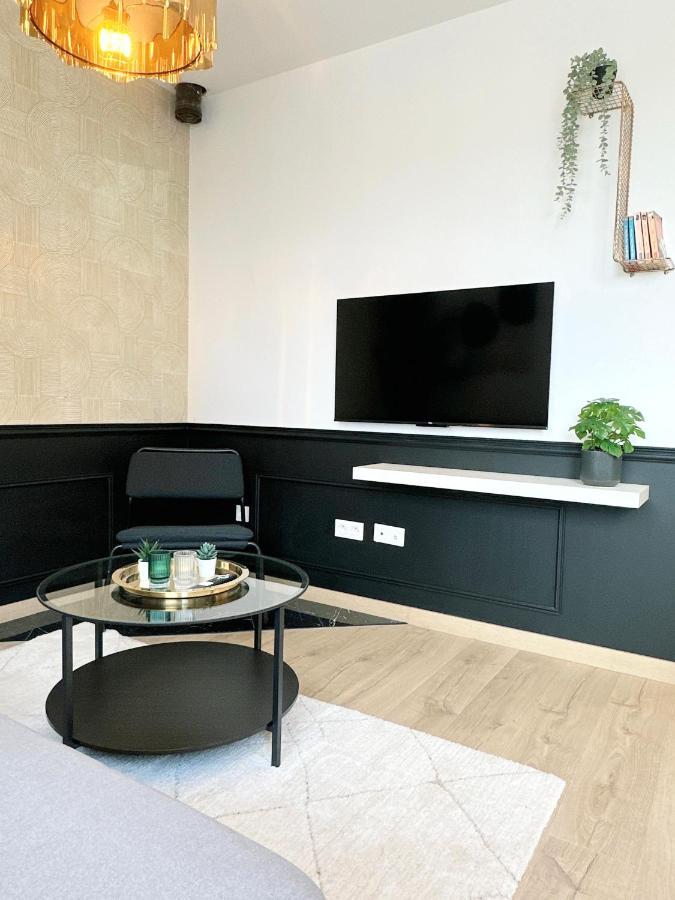 Sacre Appartement/Jardin/Parking/Wifi 罗德兹 外观 照片